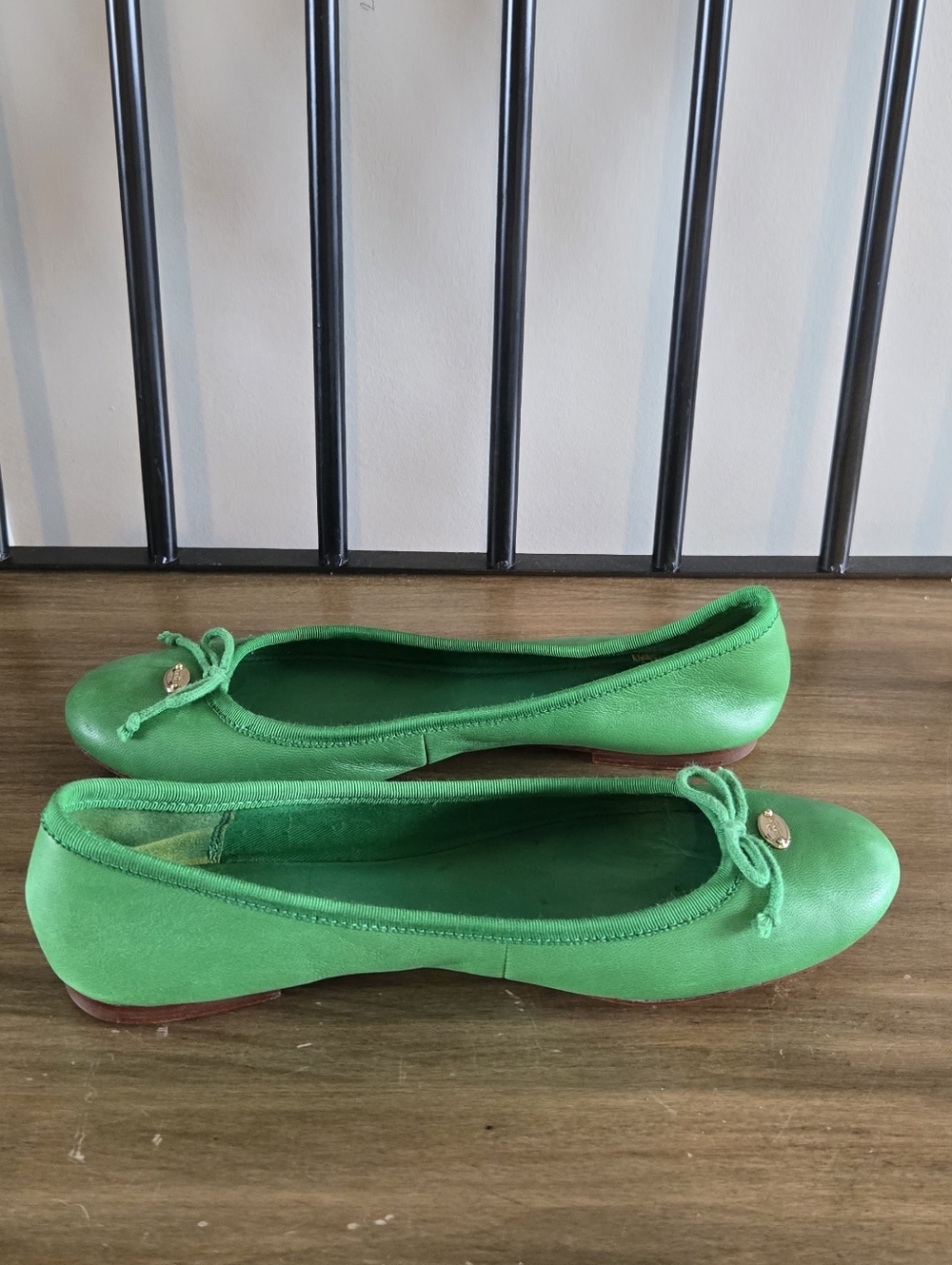 Coach Women's Green Ballet Flats - Picture 2 of 9